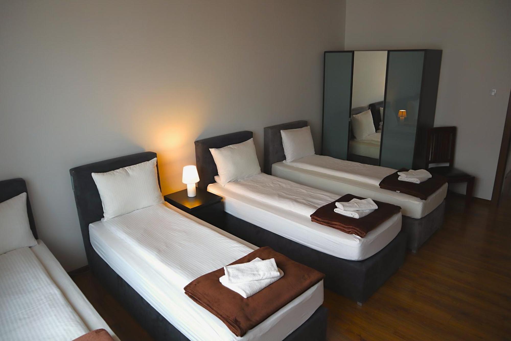 Fogra Travel Apartment Krakow Ngoại thất bức ảnh