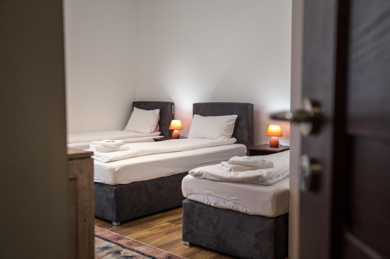 Fogra Travel Apartment Krakow Ngoại thất bức ảnh